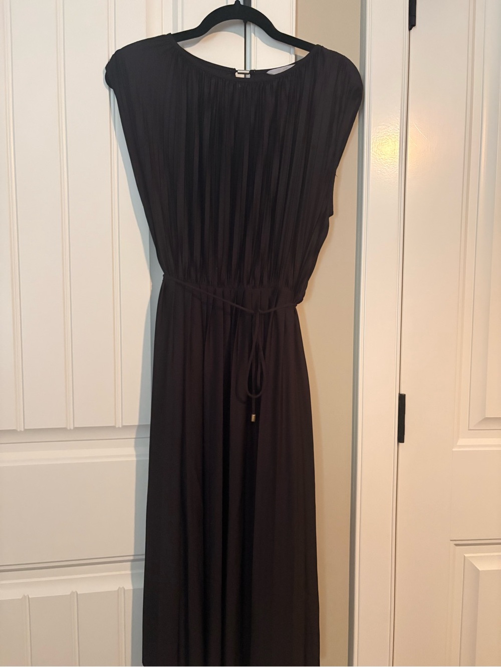 H&M Black Pleated Waist-Tie Maxi Dress